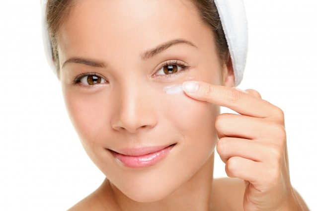What To Look For Anti-Aging Skin Care Products And Do They Work?